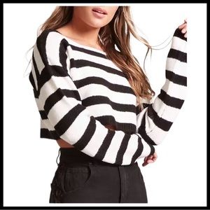 FOREVER 21 Striped Cropped Sweater